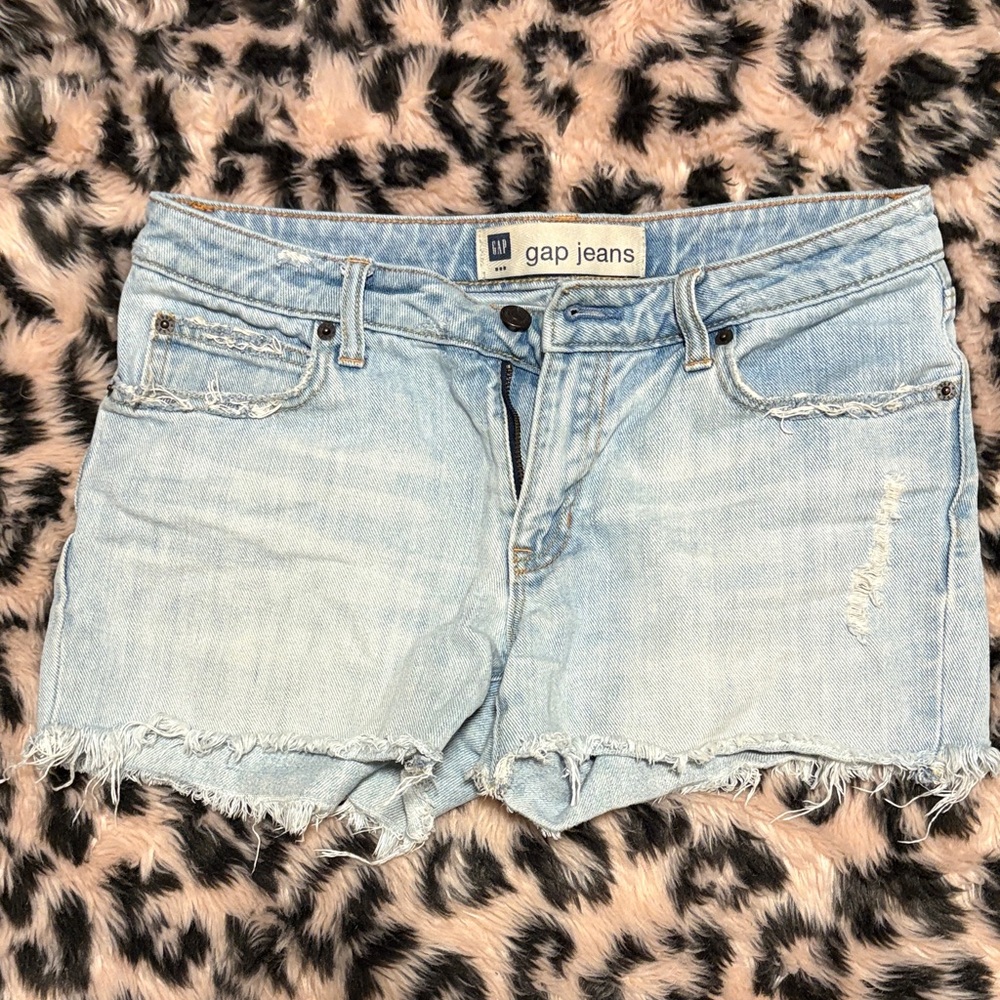 GAP Retro Light Blue Jean Shorts - Picture 1 of 5